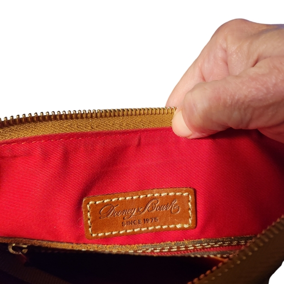 DOONEY & BOURKE PEBBLE CROSSBODY - Picture 6 of 11